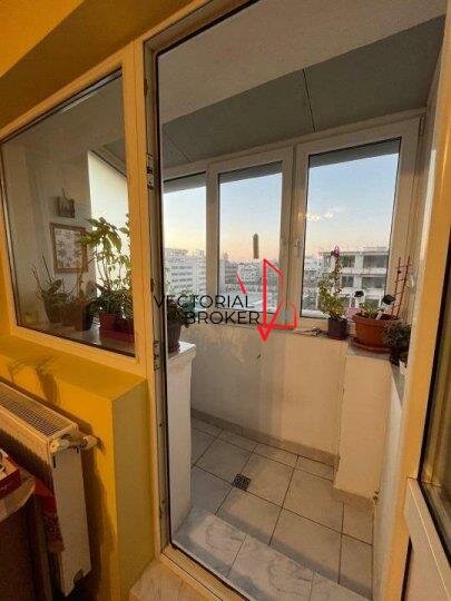 Unirii, Tribunalul Bucuresti, Piata Sf. Vineri, 3 camere decomandat, 5 min. Metrou Unirii.