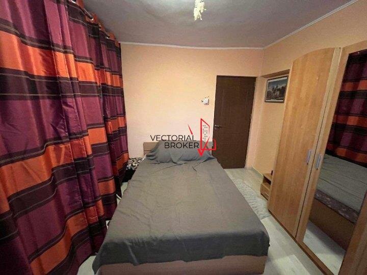 Unirii, Tribunalul Bucuresti, Piata Sf. Vineri, 3 camere decomandat, 5 min. Metrou Unirii.